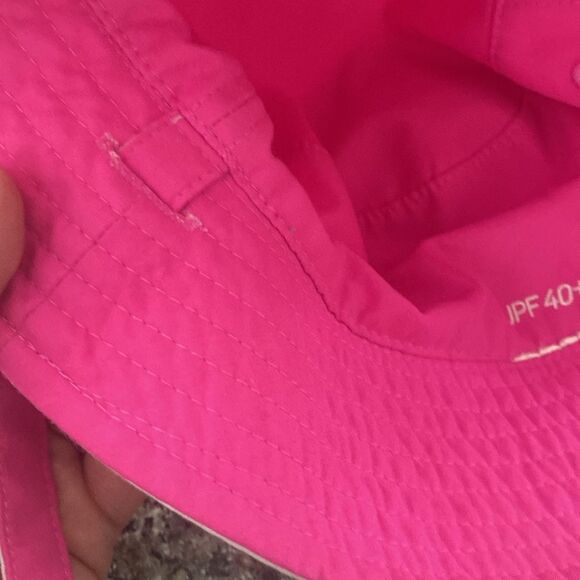 NIKE White LOGO Swoosh Bucket Hat with Strap reversible - Picture 4 of 5